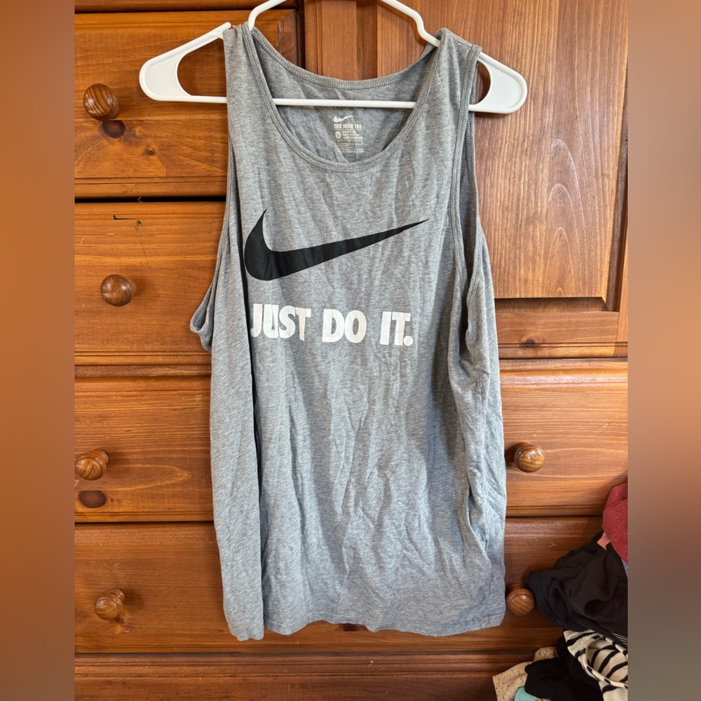 Nike Heather Gray Sleeveless Top